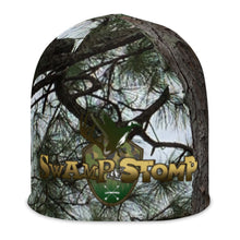 Load image into Gallery viewer, Reversable High Pine Camo Beanie
